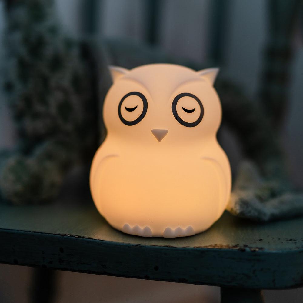 bbluv Hibu: The Portable Baby Night Light, Silicon Soft Bedside Lamp color changing remote control